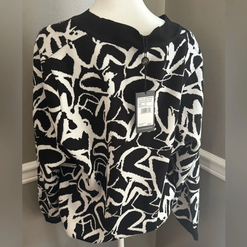 NWT Adrianna Papell Womens Crew neck Sweater Black White Hearts‎ 1X